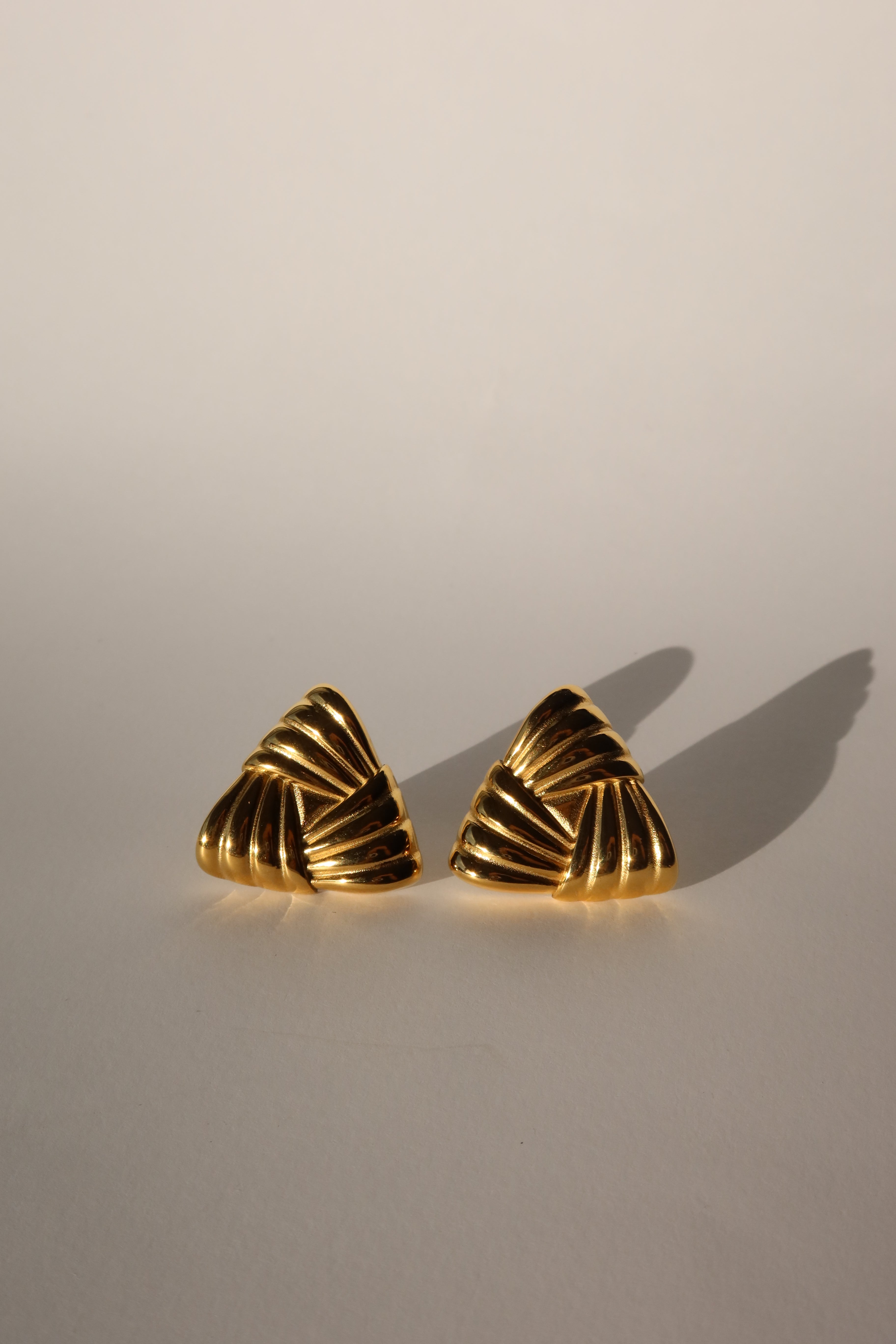 Kolczyki Gold Triangle